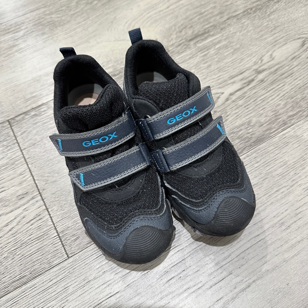 Geox Kids' Black and Gray Shoes